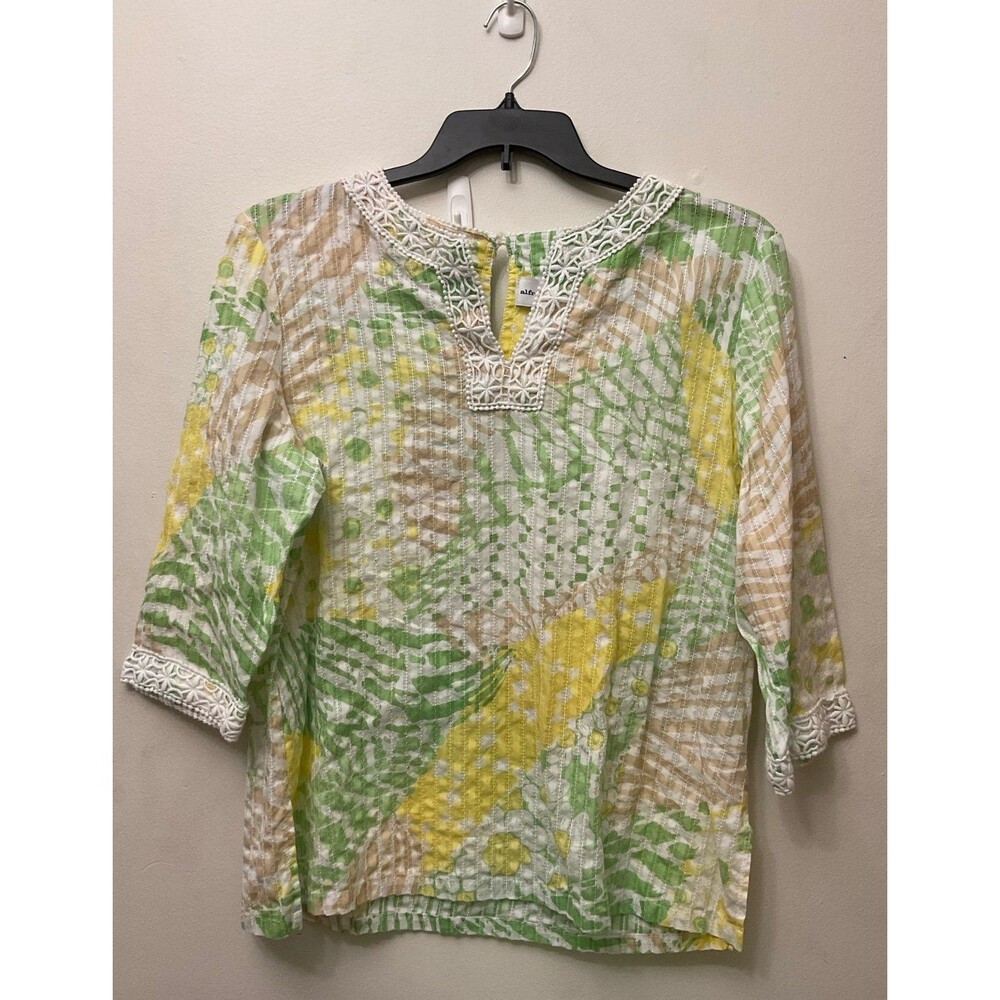 Alfred Dunner Women’s Crochet Peasant Top Size 16